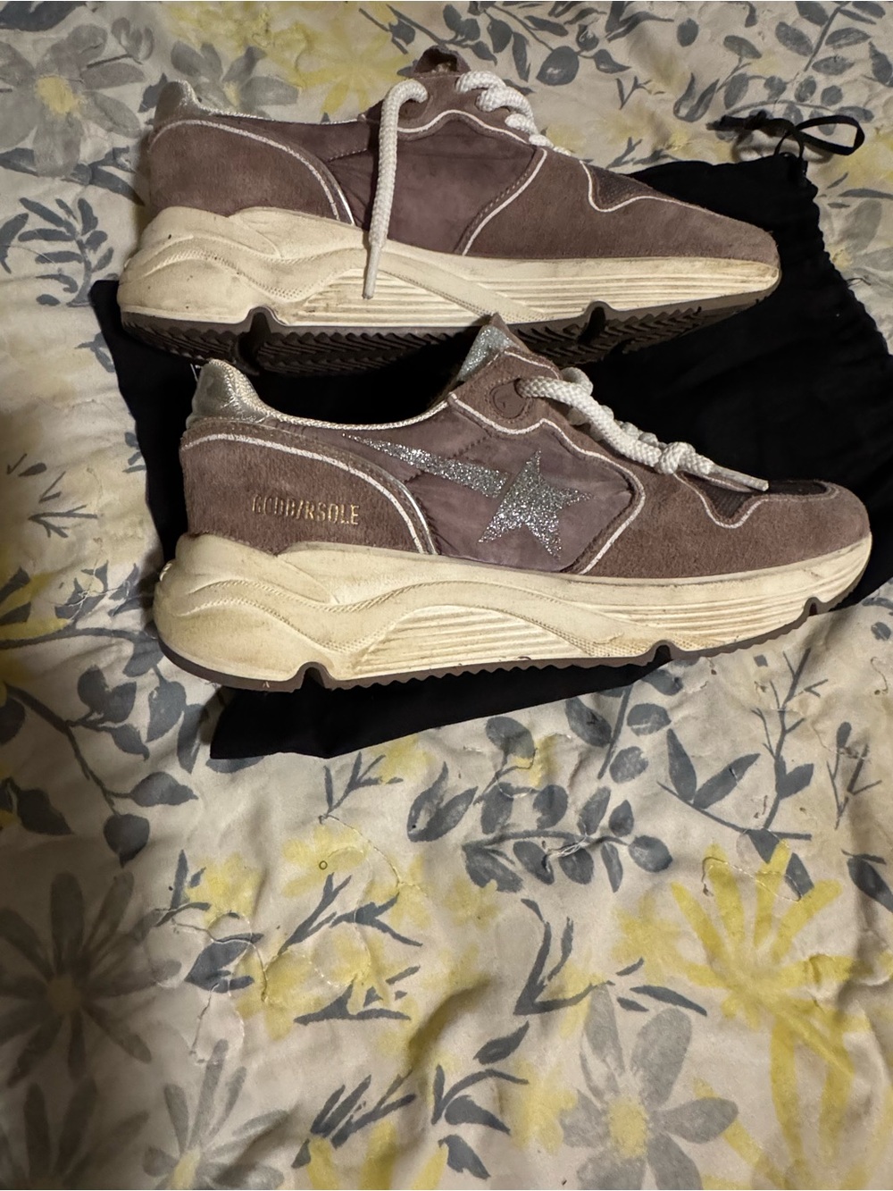 Golden Goose - Picture 3 of 6